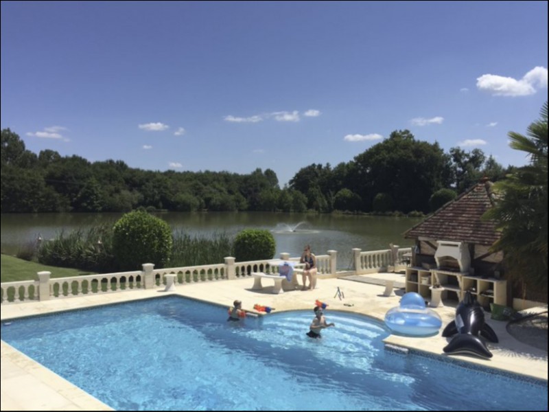 Carp Fishing in France with Luxury Accommodation Landes
